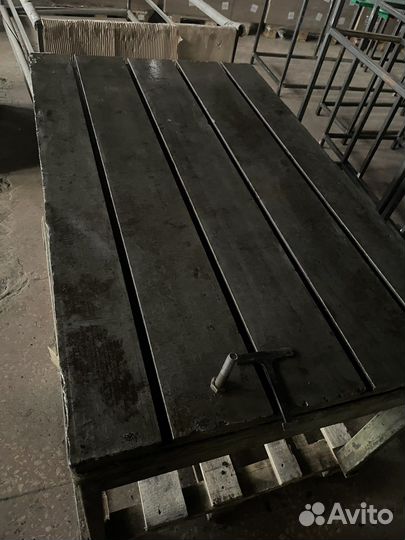 Чугунный сварочный стол