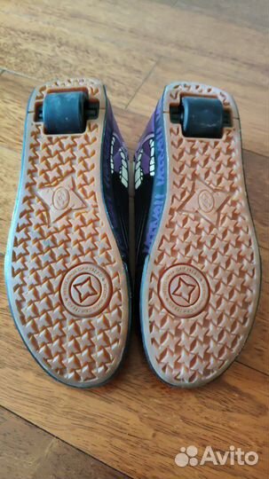 Роликовые кроссовки Heelys