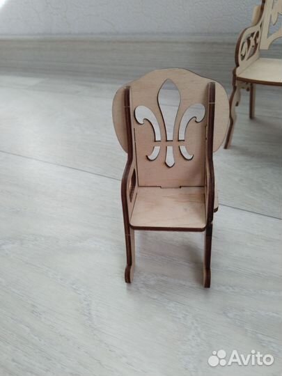 Деревянная мебель для кукол