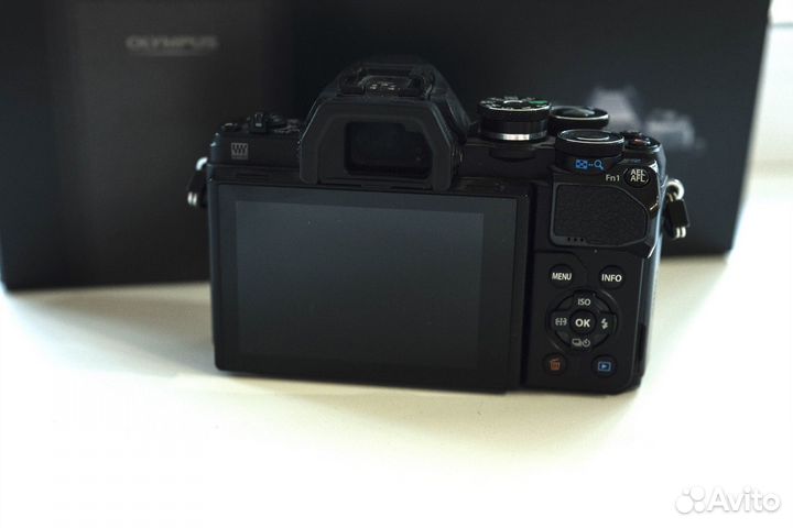 Olympus OM-D E-M10 Mark III body