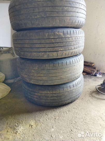 Kumho Sense KR26 225/65 R17
