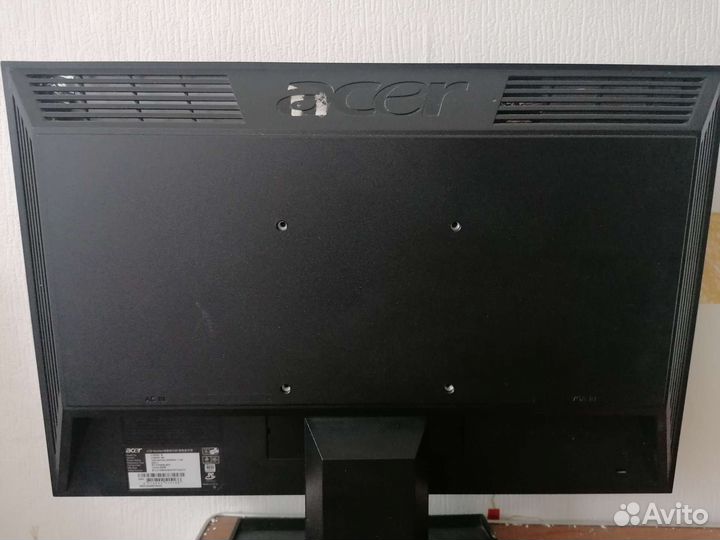 Монитор Acer V193W