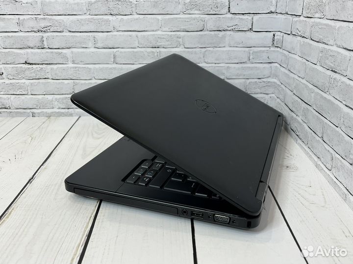 Мощный ноутбук Dell i3/8gb/гарантия