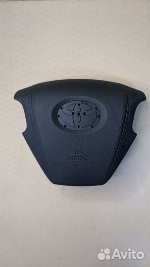 Заглушка руля Toyota Highlander (2014-2019)