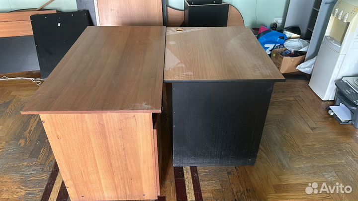 Офисная мебель столы стулья шкафы
