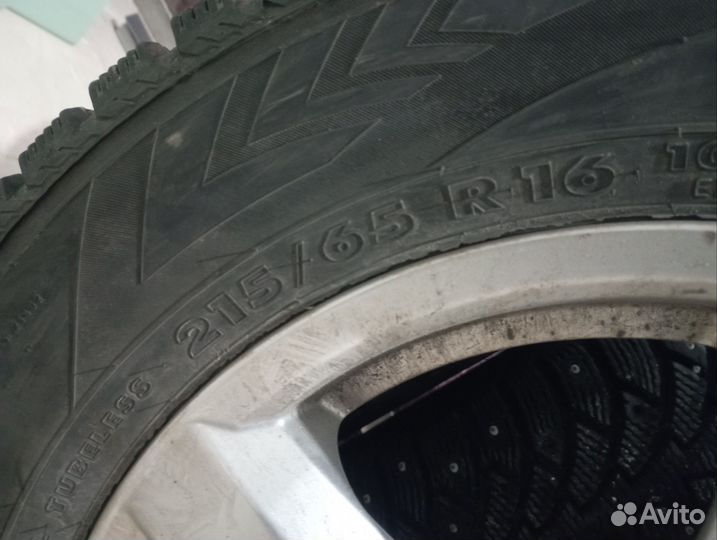Nordman Nordman 4 215/65 R16