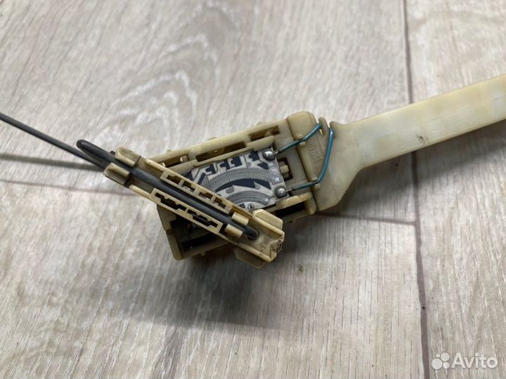 Датчик уровня топлива Mercedes-Benz W210