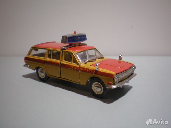 Коллекционные машинки СССР модели 1 43