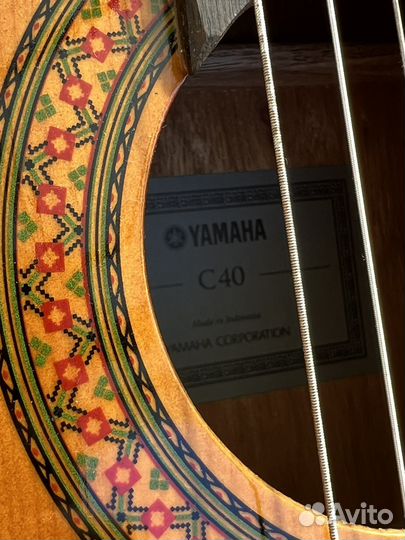 Гитара yamaha c40