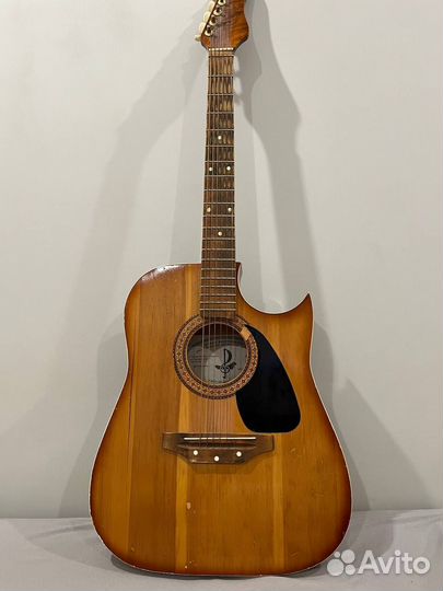 Акустическая гитара бу