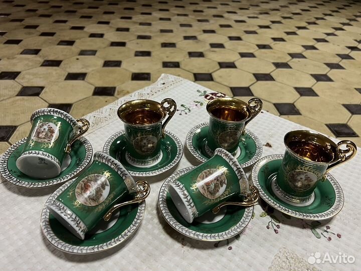 Старинные чайные чашки