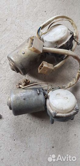 Моторчик дворников