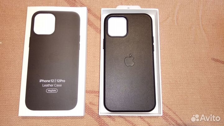 2 чехла-накладки Apple Leather Case c MagSafe