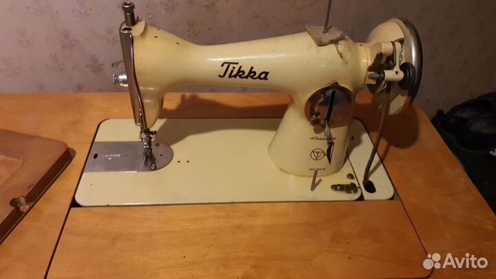 Швейная машинка ножная tikka