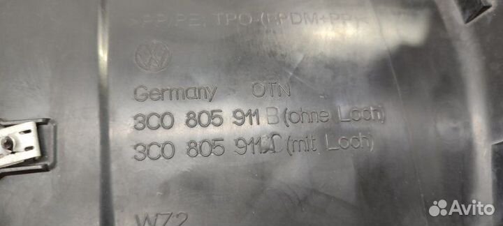 Подкрылок передний левый Volkswagen Passat 3C2 BZB