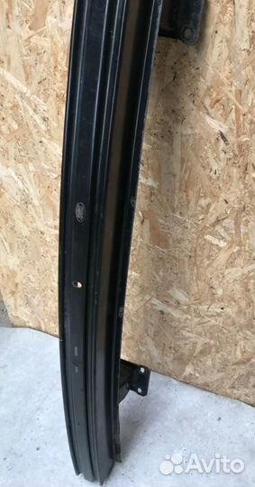 Усилитель бампера передний Land Rover Range Rover