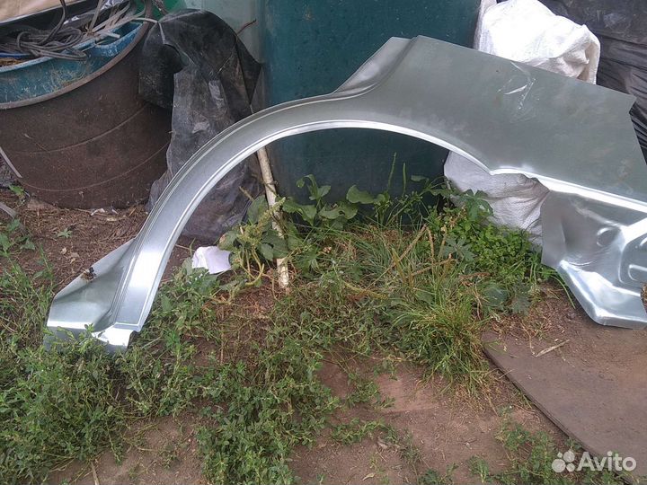 Арка крыла задняя правая Хонда Цивик 6