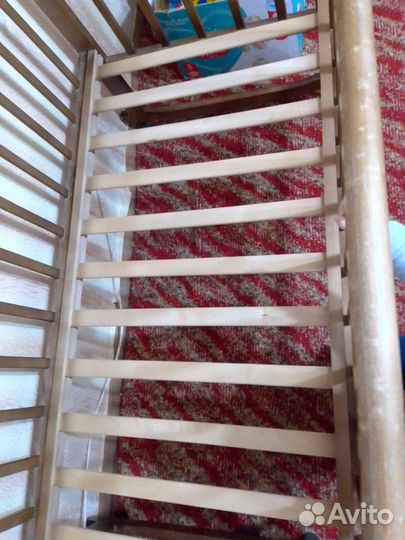 Детская кроватка