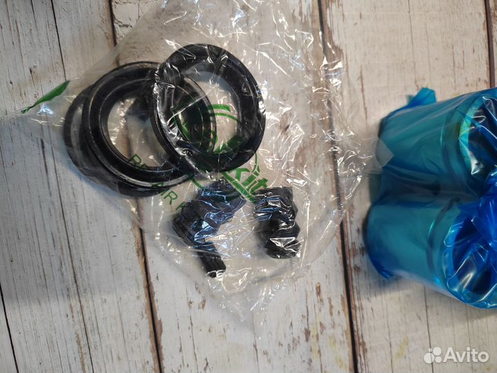 Ремкомплект тормозного суппорта на Mercedes Viano