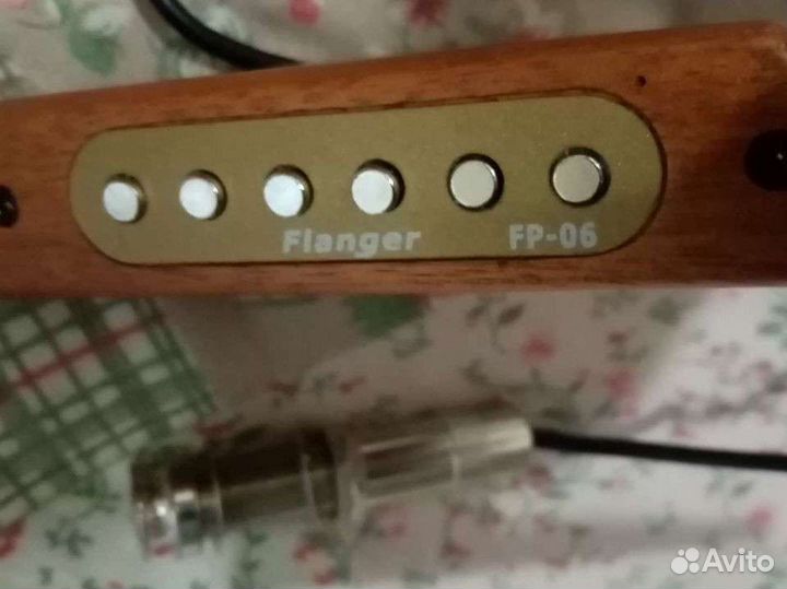 Звукосниматель для акустической гитары