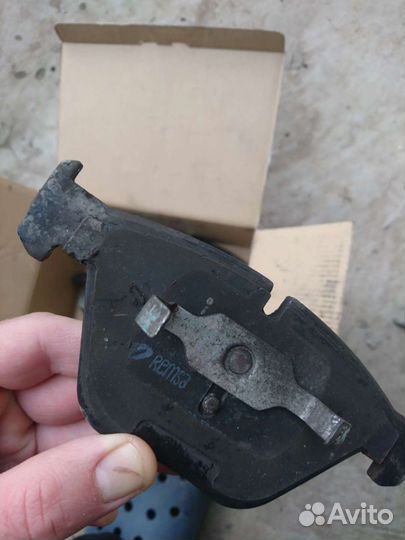 Тормозные колодки на бмв е60