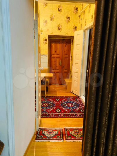 2-к. квартира, 60 м², 1/1 эт.