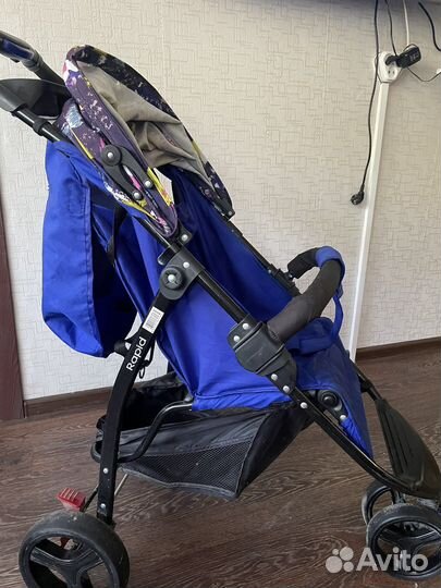 Прогулочная коляска