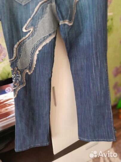 Джинсы женские