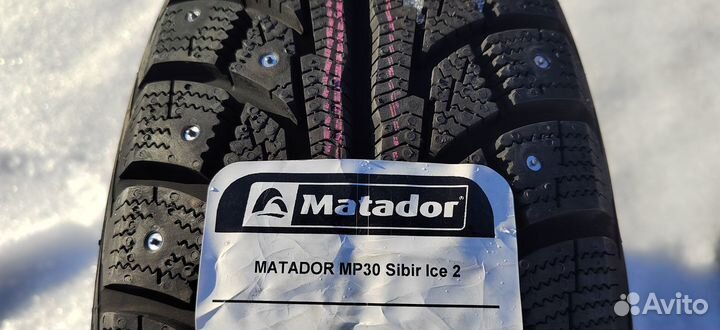 Matador MP 30 Sibir Ice 2 SUV 215/65 R16 102T