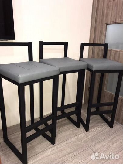 Барный стул