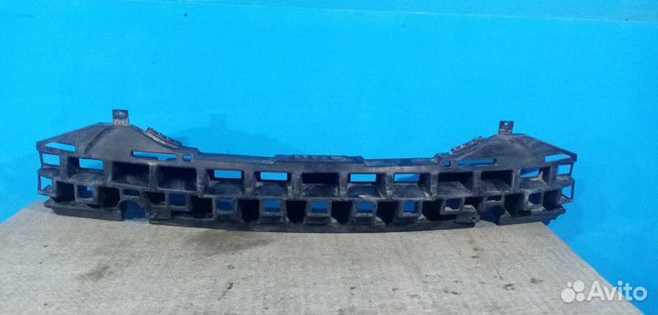 Абсорбер переднего бампера Hyundai Solaris 1