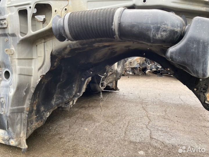 Лонжерон передний правый Toyota Land Cruiser