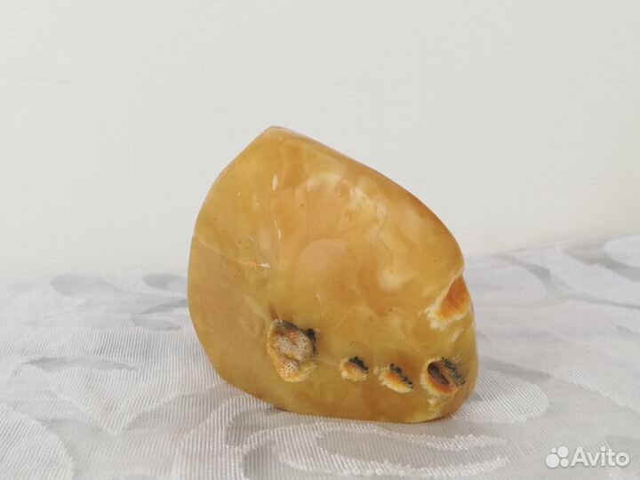Настольное украшение Янтарь Вес 115,6 гр. Натурал