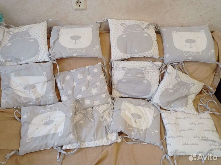 Набор в детскую кроватку