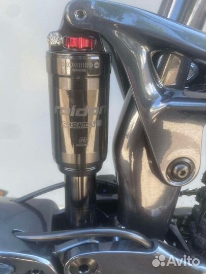 Новый электровелосипед Giant Stance E+ 1 2023