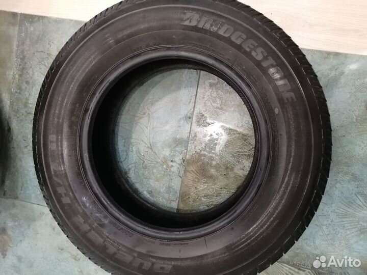 Bridgestone Dueler H/T 687 225/70 R16