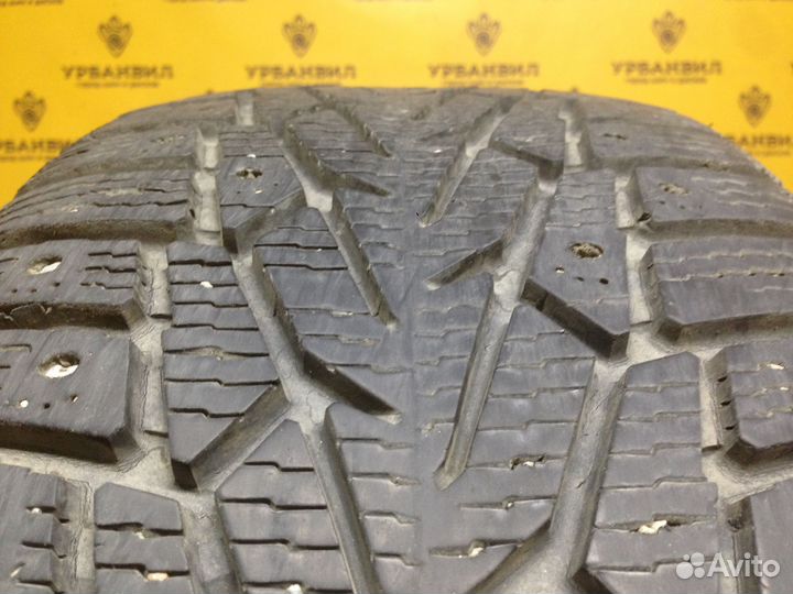 Nokian Tyres Hakkapeliitta 7 215/50 R17