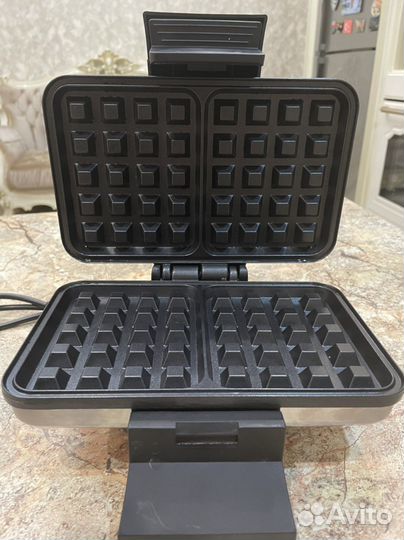 Электрическая вафельница