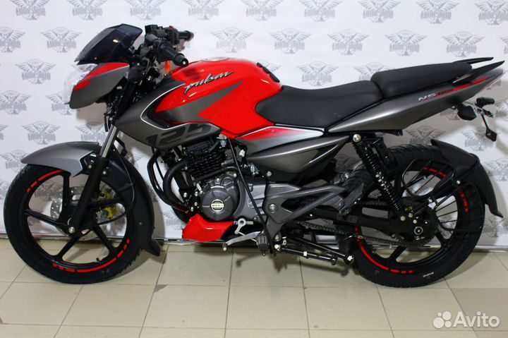 Мотоцикл Bajaj Pulsar 125 NS