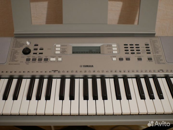Синтезатор Yamaha YPT-370
