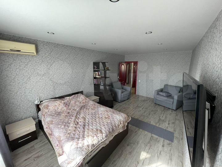 2-к. квартира, 54 м², 5/5 эт.