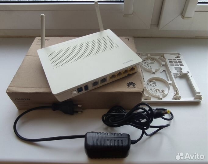 Роутер Huawei HG8245H