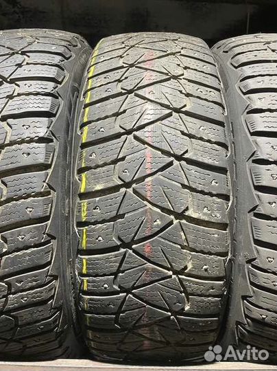 Dunlop SP Winter Ice 01 185/60 R15 83L