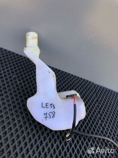 Масляный бачок Suzuki Lets 1/2