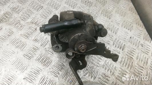 Суппорт тормозной задний левый skoda octavia A7 (H