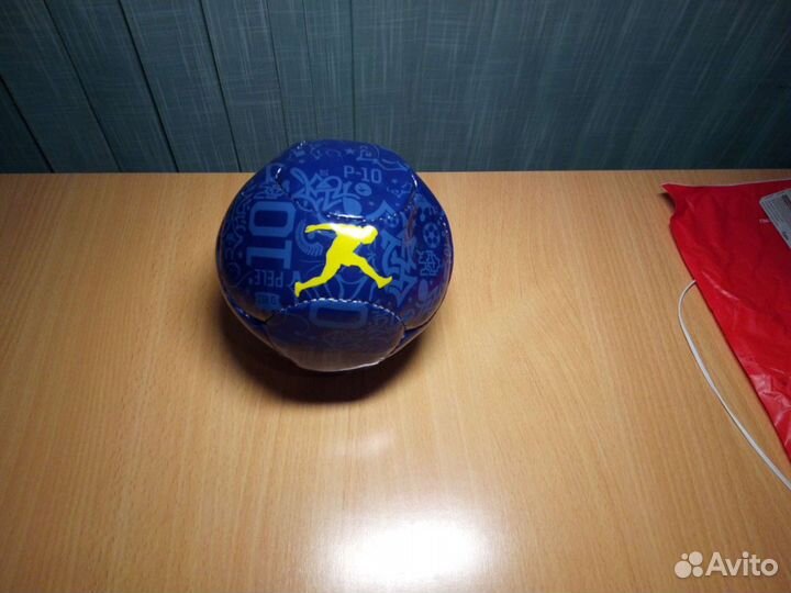 Мяч футбольный сувенирный