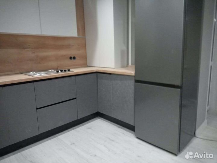 Кухонный гарнитур, монтаж в подарок