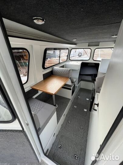 Катер Krasboat в комплекте с мотором