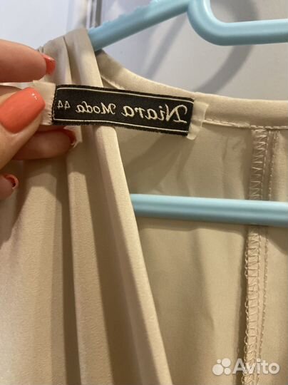 Вечернее платье. Плетье женское. Бежевое платье