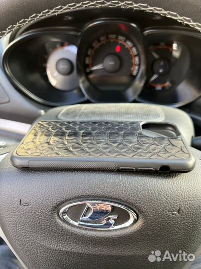 Чехол на iPhone 11 pro кожаный